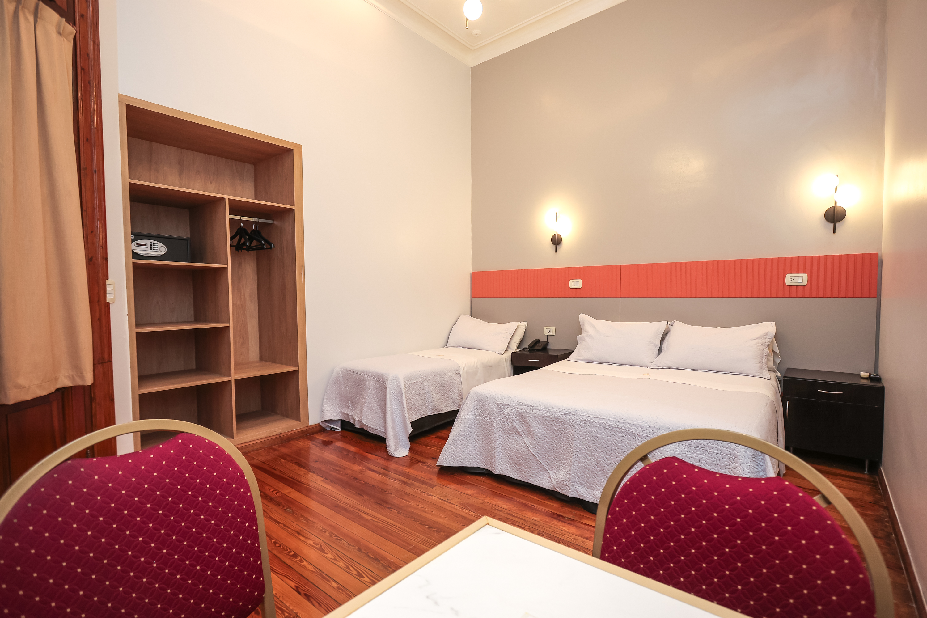 Triple Room - Image 2