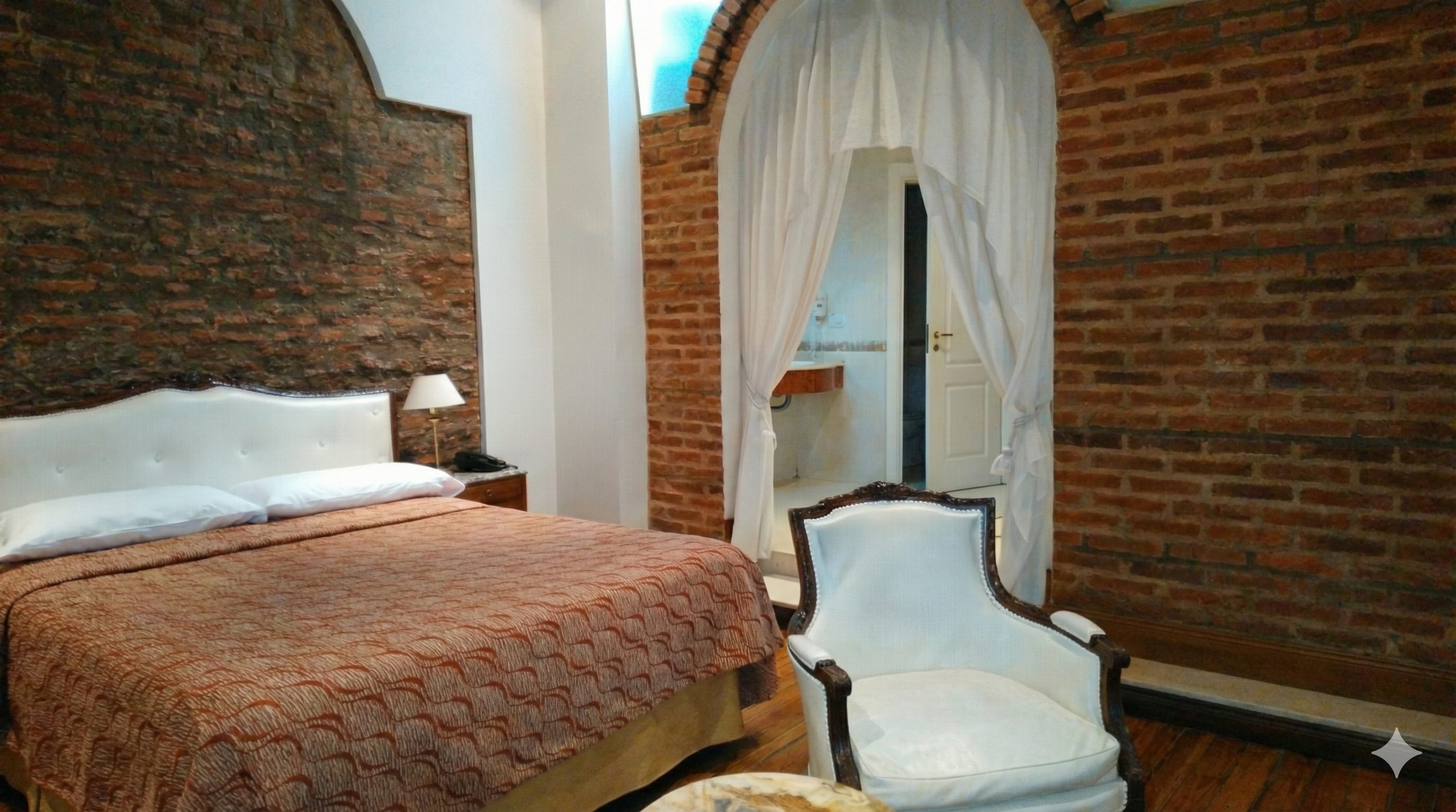 Suíte com Jacuzzi - Imagem 1